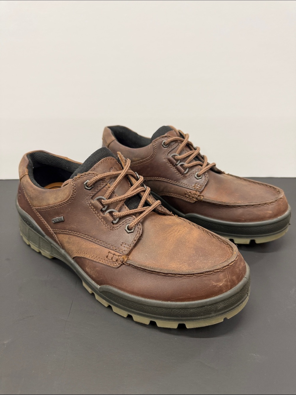 ECCO Track 25
Men's Leather Gore-Tex Lace-Up Shoe